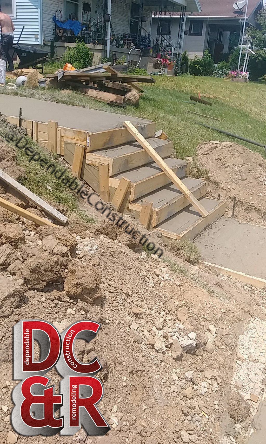 Steps Poured Dependable Construction Remodeling Fairborn OH   Pouring Concrete Steps 